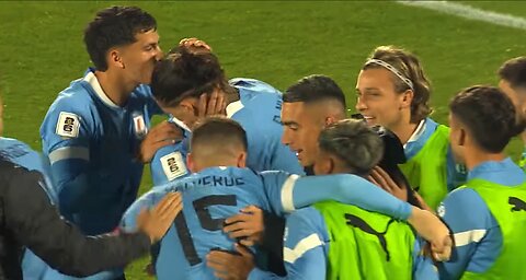 MONTEVIDEO. Uruguay le ganó 3-1 a Chile por las Eliminatorias