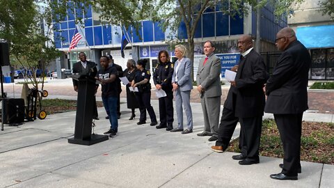 Tampa leaders hold prayer vigil for Uvalde school shooting