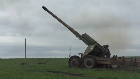 DPR 1st Army Corps Artillery Battery Of D-20 & 2A-36 155mm Guns Destroy Ukrainian Fortifications