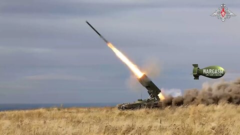 Training on Russia's TOS-1A ' Solntsepyok' heavy flamethrower system