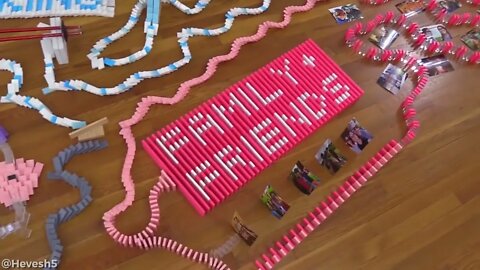 75,000 Dominoes Falling to Relax Your Mind