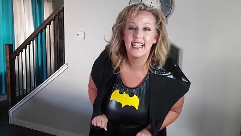 BAT WOMAN VIDEO !