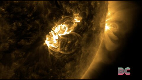 Mysterious ‘heartbeat-like’ radio signals discovered inside a solar flare