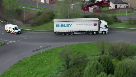 Another Hicks Transport Volvo FH12 with Bisley Trailer