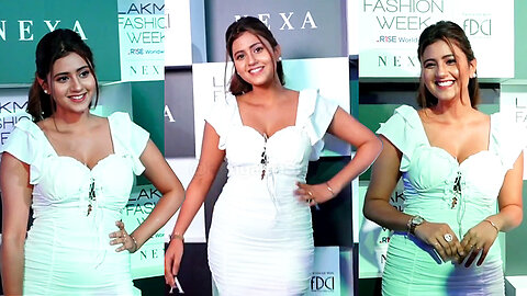 Anjali Arora Looks Beautiful At Jio Garden For Lakme Fashion Week 2023 | HUNGAMA