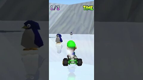 Getting screwed in this penguin stage #youtubeshorts #mariokart #shorts