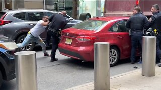 After Being Stopped At Gunpoint Man Shoves NYPD Officer and Escapes
