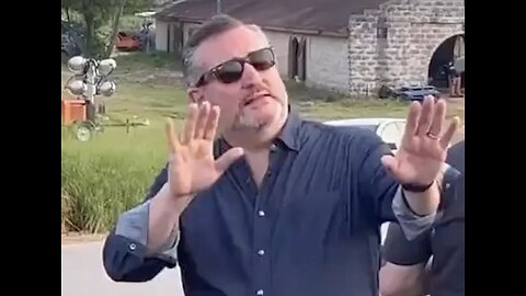 Ted Cruz's Blistering Take Down of Lib 'Journo' at the Border Is Taking the Internet by Storm