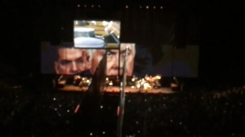 Roger Waters Live Milwaukee BMO Bradley Center 2017