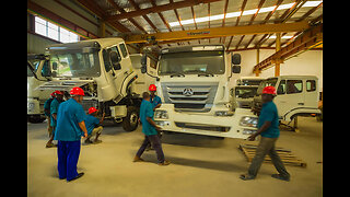 CHINESE TRUCK FACTORY. SINOTRUCK.