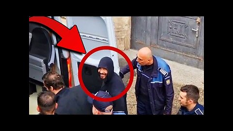 Andrew Tate Laughs At Fan Leaving Court (New Video)