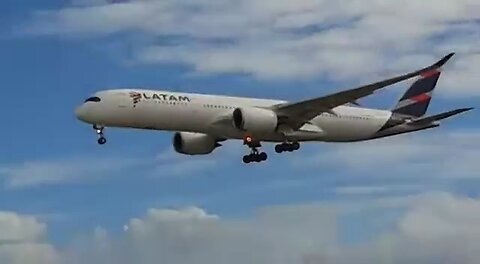 Airbus A350-900 PR-XTD na final antes de pousar em Fortaleza vindo de Guarulhos(03/06/2020)