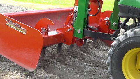 Hydraulic Box Blade First Use! Deere 1025R Tackles Crushed Stone Driveway