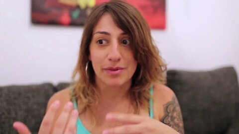 I'm Lonely, I Really Want A Girlfriend... | Arielle Scarcella