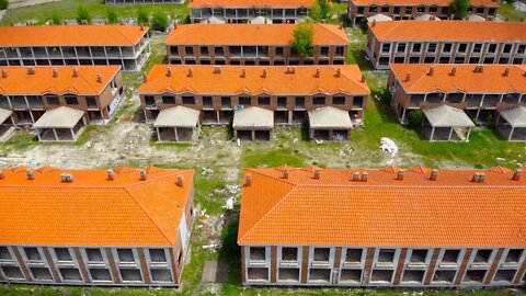 Insane abandoned development in Buniel ~ Ciudad Jardín Soto Real