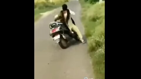 Girls funny accidents video funny 🤣🤣🤣🤣🤣🤣🤣
