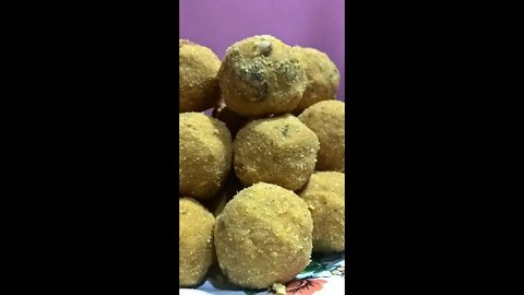 Laddu - Besan laddu early done at home!