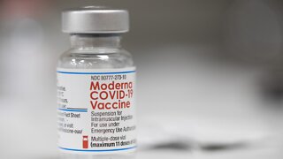 FDA Advisers Back Moderna's COVID-19 Vaccine For Older Kids