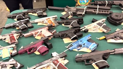 4 in custody after stealing more than 30 guns