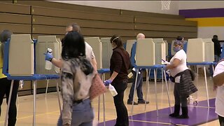 Voters bear long lines on Milwaukee's north side