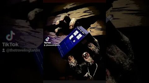 #TARDIS VS #MONSTER 🎃 HALLOWEEN HORROR NIGHTS #HHN #HHN31 #HALLOWEEN #SUBSCRIBE #SHORTS
