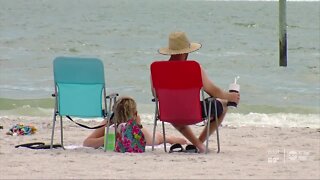 2 people injured after being struck by lightning at Clearwater Beach