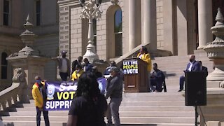 Kamilia Landrum speaking at the Capital Rally