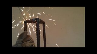 Welding a Fire Separator Out of Rebar for a Pizza Oven
