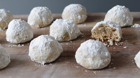 Snowball Cookies (Sandies, Mexican Wedding Cookies, or Russian Tea Cakes)