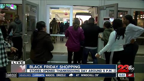 Shoppers hit the Valley Plaza Mall on Black Friday in hopes of scoring a few deals