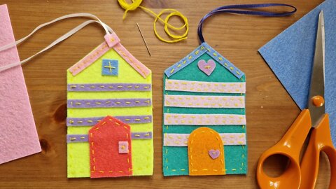 How to make an easy felt beach hut hanging decoration for your home.