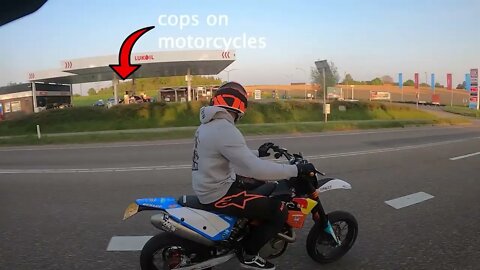 WE CAME IN A POLICE CHASE BY A DUCATIE MONSTER - SuperMotoValhalla -