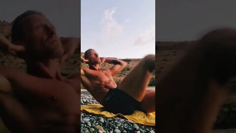 MEN OVER 30+ | BEACH ABS IN 60SEC #fitness #youtubeshorts #abs subscribe for more 🚀