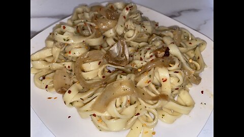 LET'S COOK Vegan Caramelized Onion & Roasted Garlic Pasta Easy Recipe (10 Ingredients)
