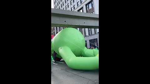 How do you get Kermit the Frog under the Detroit People Mover?