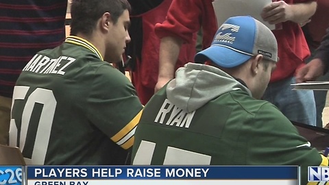 Packers practice "John Hancocks" for fans, Salvation Army