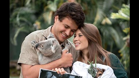 Bindi Irwin gives pregnancy update and shares baby's sonogram