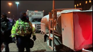 Ottawa Police Remove All Fuel & Propane From The Freedom Convoy
