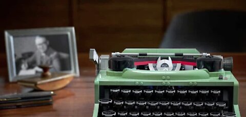 Lego bringing back old-fashioned typewriter