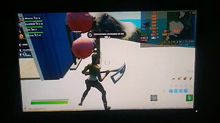 Fortnite em 1080p modo desempenho na APU A10 RX425-BB Quad Core da Maxsun + GeForce GT710 DDR3 1600.