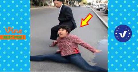 Try not to laugh chalenge ● Funny Videos 2019 ● Chinese People doing stupid things🤣 #2