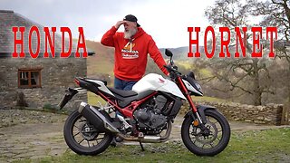 HONDA Hornet REVIEW. Does this CB750 motorbike have a sting in its tail? All rounder or too MENTAL?
