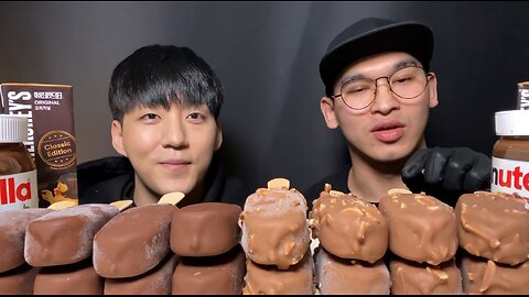 ASMR CHOCOLATE ICE CREAM MAGNUM Nutella HERSHEY’S DESSERT MUKBANG EATING SHOW