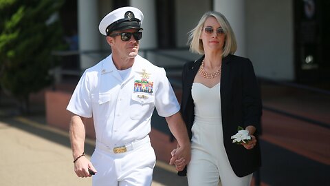Navy SEAL Sentenced To Reduction In Rank For Taking Photo With Corpse