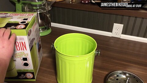 UnBoxing Kitchen Maestro 1 Gallon Compost Bin