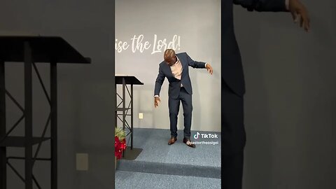 Pastor Moves