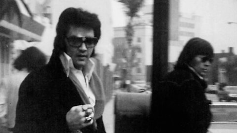 Eyewitness Sonny West talks about Elvis' UFO sighting in 1966