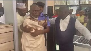 video of what actually happened in the court room between Apapa and Abure Labour party controversy.