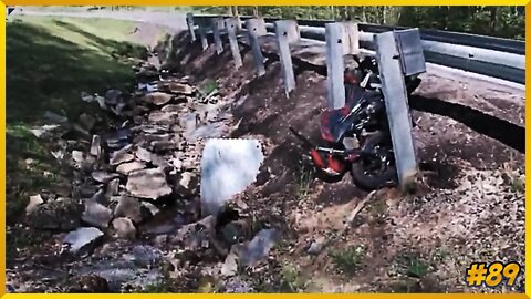 BIKER QUITS RIDING AFTER THIS CRASH! | BIKE, MOTORCYCLE CRASHES & CLOSE CALLS 2022 [Ep.#89]