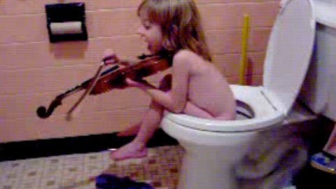 This Hilarious Kid Plays Violin In Her Bathroom